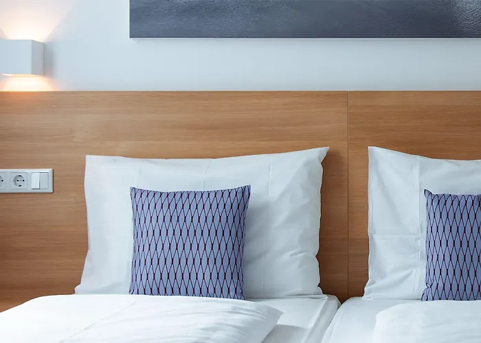 Otel Mcdreams Duesseldorf-city
