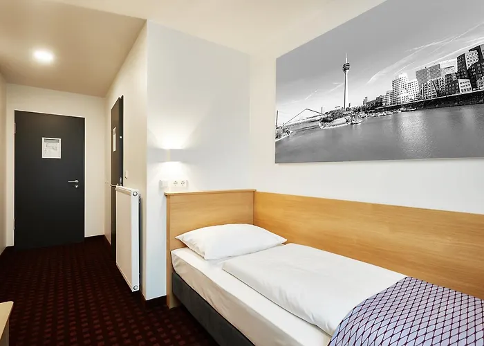 Mcdreams Duesseldorf-city Otel Düsseldorf