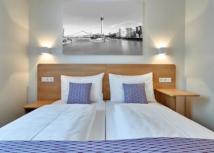 Mcdreams Duesseldorf-city Otel 2*