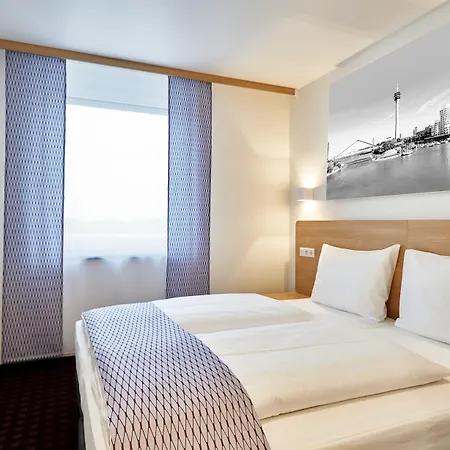 Mcdreams Duesseldorf-city Szálloda Düsseldorf