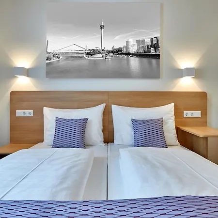 Mcdreams Duesseldorf-city Otel 2*