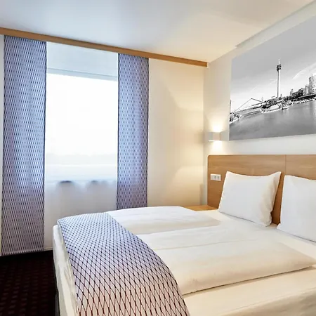 Hotel Mcdreams Düsseldorf-city 2*