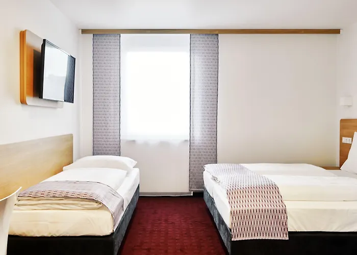 Mcdreams Duesseldorf-city