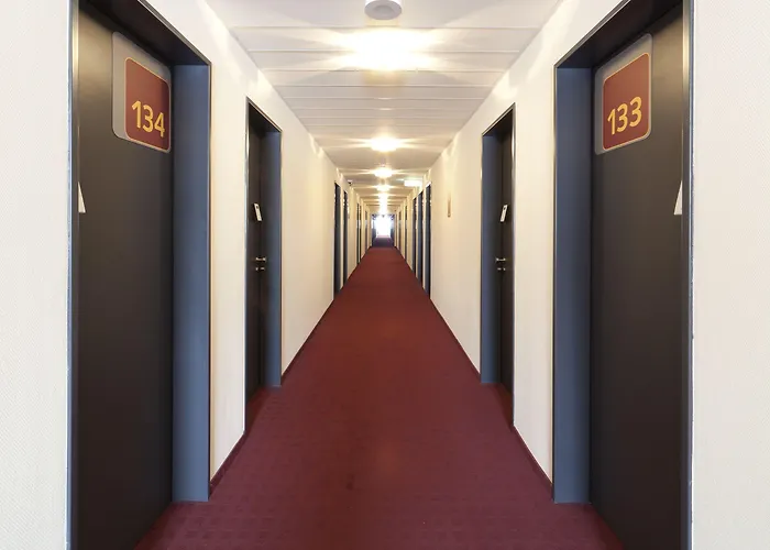 Hotel Mcdreams Duesseldorf-city 2*