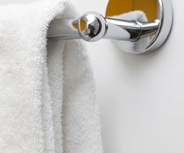 杜塞尔多夫麦克吉姆斯酒店 2*