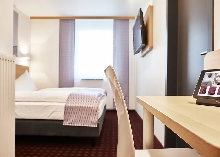 Mcdreams Duesseldorf-city 2*